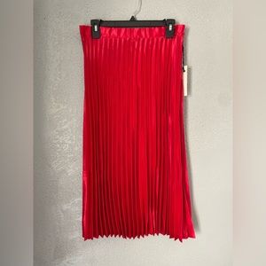 Red pleaded skirt